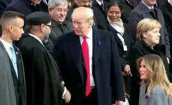 الملك محمد السـادس يُعَزّي الرئيس الأمريكي دونالد ترامب