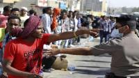 السعودية تعفي هذه الجنسيات من رسوم العمالة