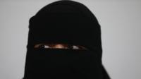 خطير ... عناصر من داعش يتسللون إلى المغرب متنكرين تحت النقاب و البرقع