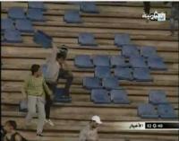 الشغب والفوضى يعودان  إلى ملاعب  المغرب  