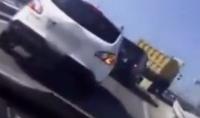 سائق شاحنة ينهي مطاردة سائقين غاضبين له بحيلة ذكية