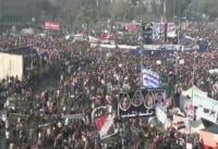 المصريون يحتفلون بالذكرى الأولى لثورتهم  