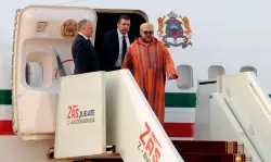 بعد أسابيع خارج أرض الوطن.. جلالة الملك محمد السادس يعود إلى المملكة