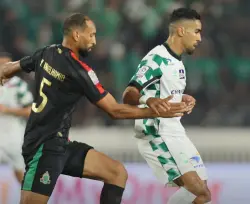 البياض ينهي مواجهة كلاسيكو المغرب بين الرجاء والجيش
