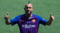 برشلونة يعلن رسميا عن رحيل "فيدال"
