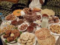 خبراء في التغذية: هذا ما يجب أن يتناوله الصائم في وجبة الإفطار ليحافظ على صحته