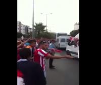 وصول الالاف من مشجعي فريق المغرب التطواني إلى مركب محمد الخامس بالدار البيضاء