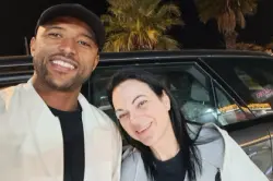 أيوب الكعبي يتألق خارج الملعب..تصرف إنساني يرفع شعبيته في اليونان