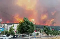 المعطيات الرسمية تكشف عن آخر مستجدات عمليات السيطرة على حريق غابة دردارة (فيديو)