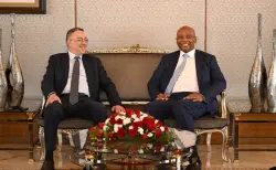كفى من  دور "المنقذ".. لماذا يجب على المغرب التوقف عن تلميع وجه "الكاف" القبيح؟