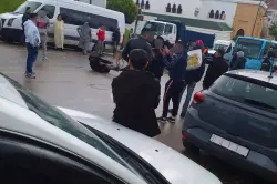 غياب "الميثادون" يدفع مدمني طنجة للاحتجاج وقطع الطريق (صور)