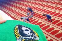 بعد "الوينرز" .. "الغرين بويز" تثلج قلوب "المصلين" بعمل خيري حاز كثيرا من الثناء (صور)