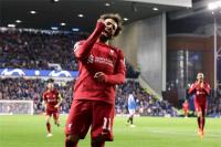 المصري "محمد صلاح" يدخل تاريخ دوري أبطال أوروبا بإنجاز غير مسبوق لم يحققه حتى "ميسي" و"رونالدو"