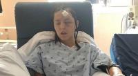 امرأة تخضع لعملية جراحية لإزالة ورم سرطاني من الدماغ دون تخدير