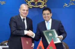 ألبانيا تعترف بمغربية الصحراء والمغرب يعفي المواطنين الألبان من التأشيرة
