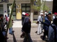 جريدة بوبليكو الإسبانية (Publico) الأمية وضعف انتشار الإنترنيت يحولان دون اندلاع ثورة في المغرب