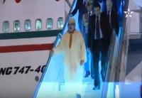 عاجل..شاهد أول فيديو للحظة وصول الملك لمدينة العيون