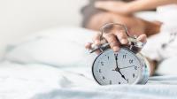 12 حيلة تساعدك لتستيقظ مبكراً