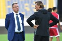 برلماني عن "البيجيدي" يكشف معطيات صادمة عن الوفد الذي رافق المنتخب إلى روسيا على نفقة الدولة