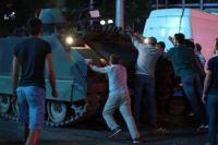بالعربية: النص الكامل للمحادثات التي دارت بين الانقلابيين الأتراك ساعة تنفيذ عمليتهم الفاشلة