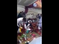 ثور هائج يقتحم حفل زفاف .. شاهد ماذا فعل