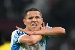 الدولي المغربي "أمين حارث" يتلقى ضربة موجعة من مدرب مارسيليا