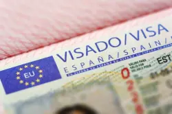 إسبانيا تعفي فئة محددة من مواطني دولة عربية من تأشيرة "شنغن"