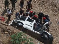 فاجعة..مصرع 7 أشخاص في اصطدام خطير بين سيارة وشاحنة تابعة للجيش
