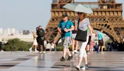 موجة حر استثنائية تضرب فرنسا وتتسبب في تعطيل العمل وقت الظهيرة
