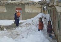 فيديو مؤثر يكشف معاناة ساكنة المغرب العميق بجبال الأطلس مع البرد القارس والثلوج والعزلة وغياب المساعدات