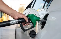 "فاتورة حارقة" تتجاوز الخيال.. ما هي الدول التي تتربع على عرش "أغلى" أسعار الوقود في العالم؟