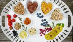 ارتفاع الكوليسترول خطر صامت يهدد القلب.. وهذه أبرز الأطعمة التي تخفضه طبيعياً