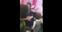 بالفيديو.. عريس يترك عروسه ويداعب زوجته الأولى