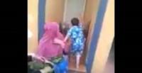 بالفيديو.. «خروف» خاف من طفل صغير فهاجم جدته العجوز
