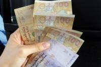 أنباء عن إخلاف الحكومة لوعدها وعدم صرفها للزيادة في الأجور التي تم الاتفاق عليها