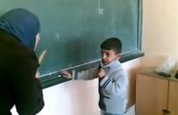 أستاذة تعنف أربعة تلاميذ داخل الفصل و تتسبب في نقلهم إلى المستشفى