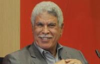 المصري حسن شحاتة يوقع رسميا للدفاع الجديدي مقابل هذا الراتب