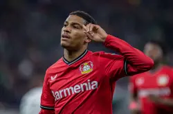 بالفيديو..أمين عدلي يتألق ويقود ليفركوزن للفوز