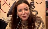 بالفيديو : المثيرة للجدل لبنى أبيضار تفتتح قناتها على اليوتوب لمناقشة المواضيع الحساسة