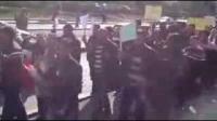 الاف الاساتذة المقصيين من الترقية بالشهادة يحتجون امام مقر مديرية الموارد البشرية