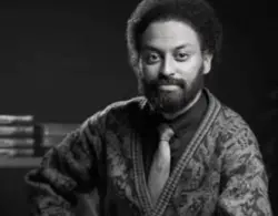 رحيل صانع المحتوى الكوميدي الشاب "شوقي السادوسي" في ذروة عطائه