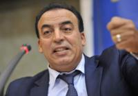 الوزير عبيابة يقود حركة "تمرد" ضد ساجد