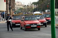 هل ستعمم...ولاية الدار البيضاء تنتفض في وجه "الطاكسيات" وتصدر تدابير صارمة وغير مسبوقة في صالح المواطنين