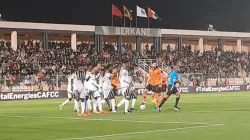 الVAR يلغي ضربة جزاء لنهضة بركان أمام أسيك ميموزا الايفواري