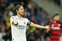 ميلان يتعاقد رسميا مع لوكا مودريتش