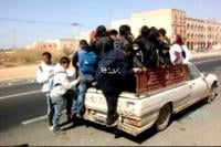 سطـات: غيـاب النقـل الـمدرسي يضـاعف معـاناة تلاميـذ "أولاد فـارس"
