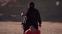 داعش ينشر فيديو يظهر "الجهادي جون" الجديد في عملية ذبح بالرقة السورية