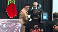 بنكيران : ياك نتوما شاهدين .. خذيت الهدية ب طريقة شرعية  !