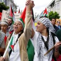 فلسطينيون ينظمون مظاهرة للوحدة في غزة