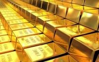 انخفاض اسعار الذهب إلى أدنى مستوى خلال خمس سنوات